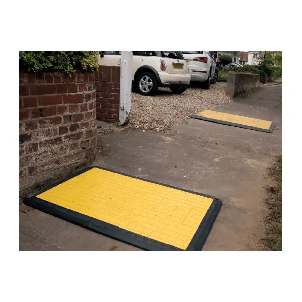 Přejezdová | pochozí krycí deska s pryžovým lemem LowPro 15/10, pro výkop šířky do 1200 mm